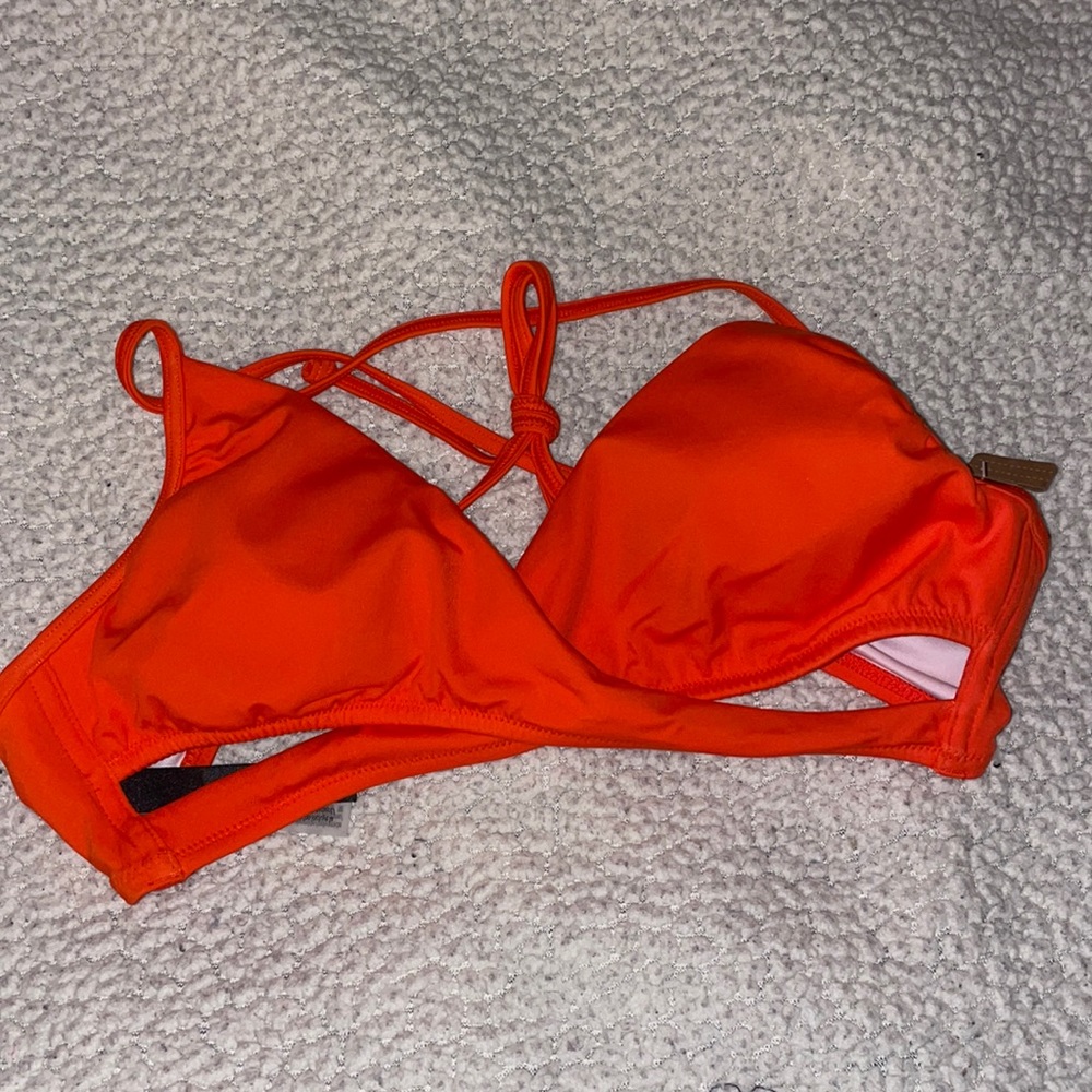 NWT - Victorias Secret Orange Cut out bikini top - SZ M